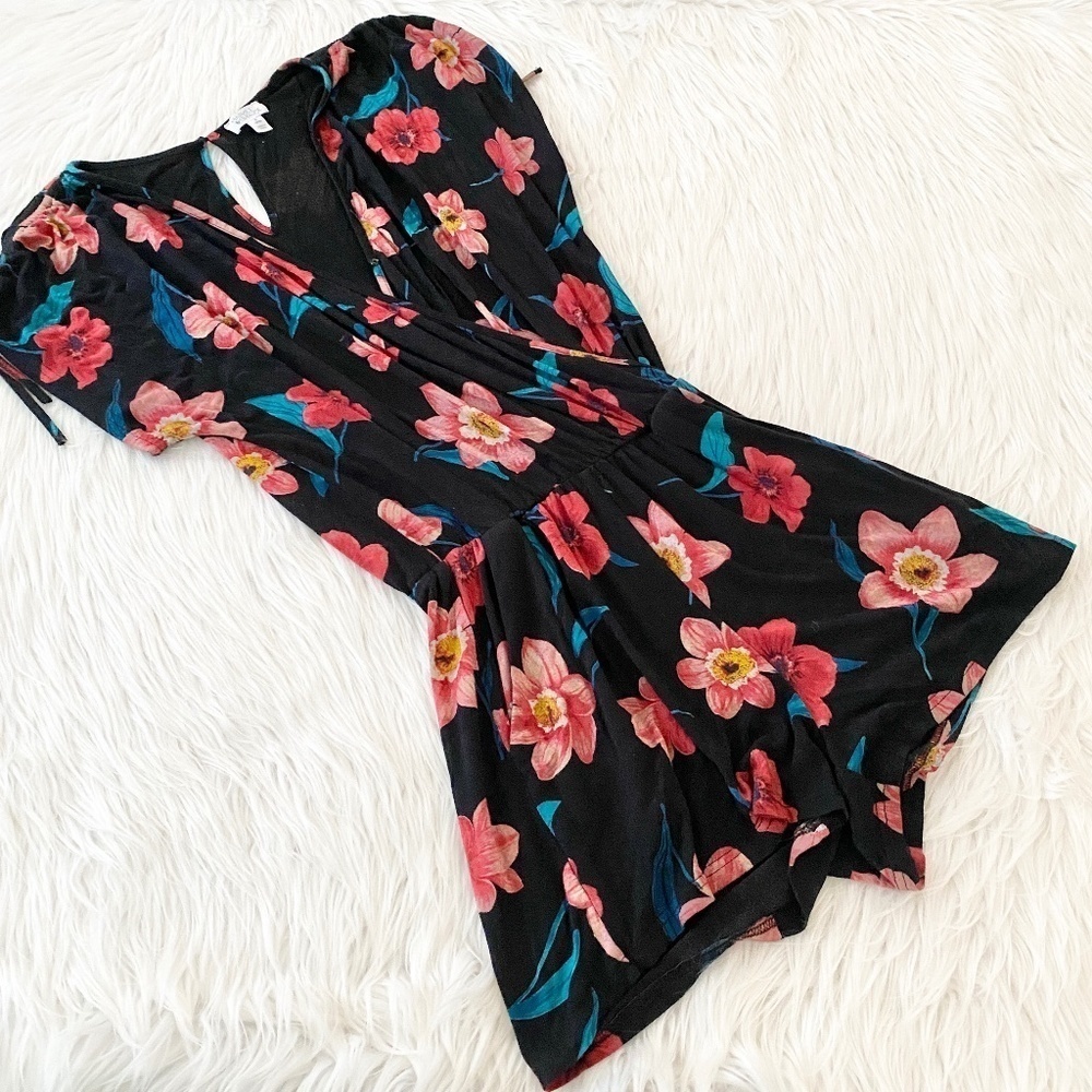 Market & Spruce Floral Soft Knit Romper